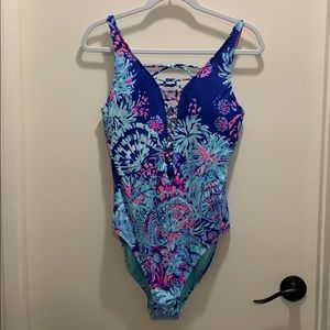 Gypsea girl isle lattice one piece